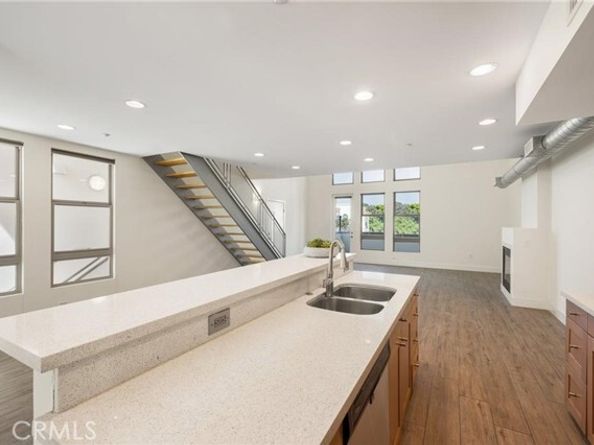 576 S Brea Boulevard, Brea CA 92821