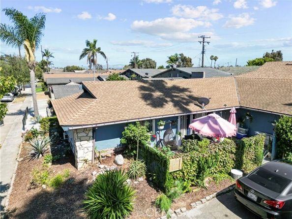 735 W 18th, Costa Mesa CA 92627