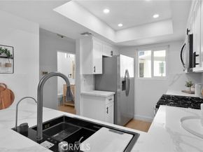 11119 Camarillo St 104, North Hollywood (los Angeles) CA 91602