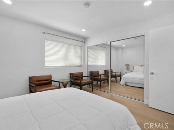 11119 Camarillo St 104, North Hollywood (los Angeles) CA 91602
