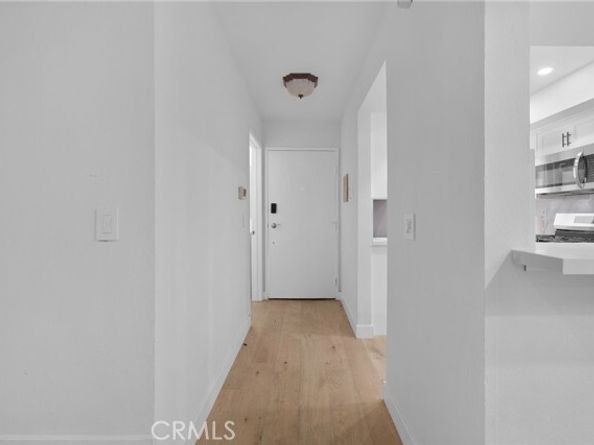 11119 Camarillo St 104, North Hollywood (los Angeles) CA 91602