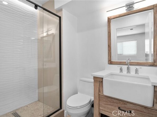 11119 Camarillo St 104, North Hollywood (los Angeles) CA 91602