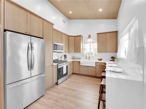 5160 Oakland, Los Angeles CA 90032
