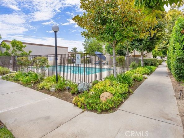 10341 Canoga Avenue 3, Chatsworth (los Angeles) CA 91311