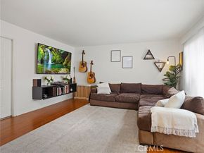 10341 Canoga Avenue 3, Chatsworth (los Angeles) CA 91311