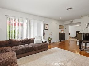 10341 Canoga Avenue 3, Chatsworth (los Angeles) CA 91311