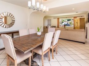8755 Rincon Avenue, Sun Valley (los Angeles) CA 91352