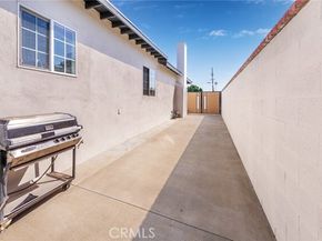 8755 Rincon Avenue, Sun Valley (los Angeles) CA 91352