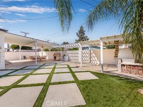 8755 Rincon Avenue, Sun Valley (los Angeles) CA 91352