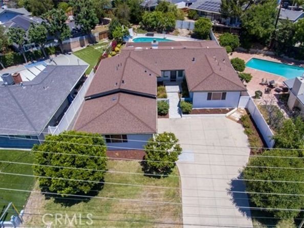 23853 Hatteras Street, Woodland Hills (los Angeles) CA 91367