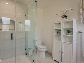 23853 Hatteras Street, Woodland Hills (los Angeles) CA 91367