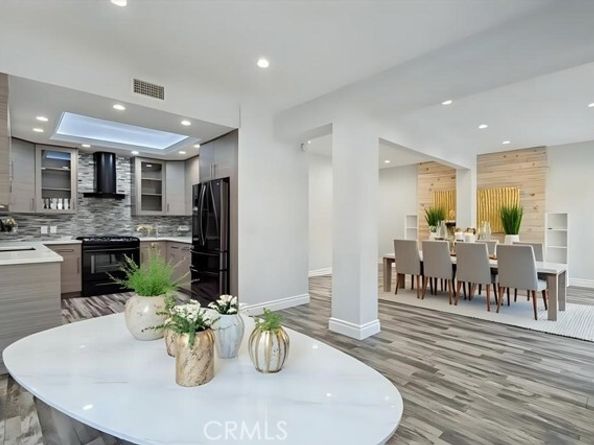 10831 Roycroft Street 72, Sun Valley (los Angeles) CA 91352
