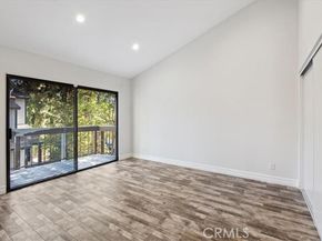 10831 Roycroft Street 72, Sun Valley (los Angeles) CA 91352