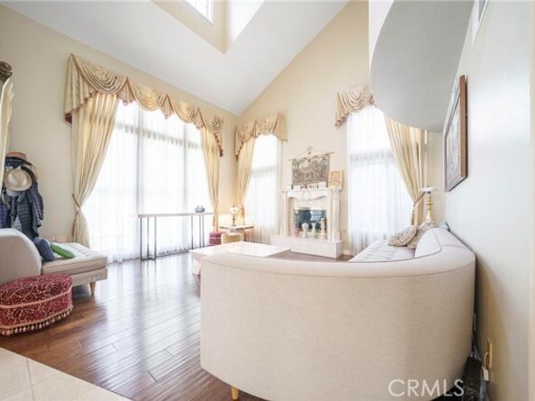 18741 Hillsboro Road, Porter Ranch (los Angeles) CA 91326