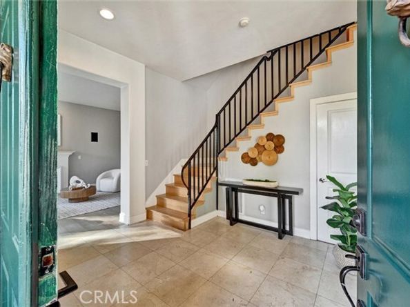7010 Pinehaven, Oakland CA 94611