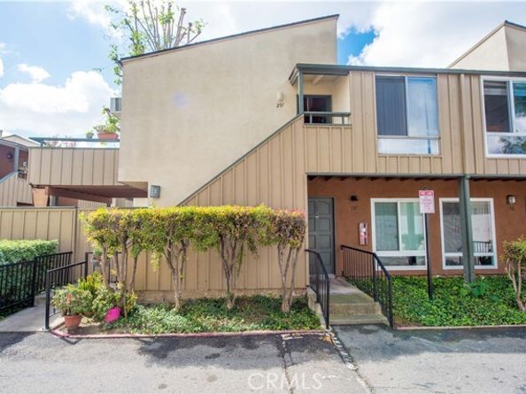 1001 W Stevens Avenue, Santa Ana CA 92707