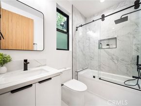 5623 Oso, Woodland Hills (los Angeles) CA 91367