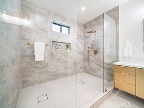 5623 Oso, Woodland Hills (los Angeles) CA 91367