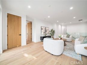 5623 Oso, Woodland Hills (los Angeles) CA 91367