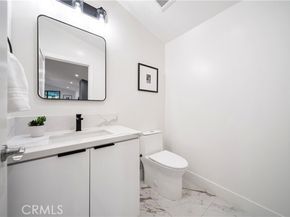 5623 Oso, Woodland Hills (los Angeles) CA 91367