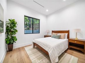 5623 Oso, Woodland Hills (los Angeles) CA 91367