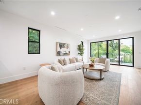 5623 Oso, Woodland Hills (los Angeles) CA 91367