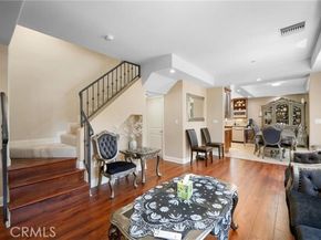 11323 Huston 1, North Hollywood (los Angeles) CA 91601