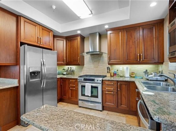 11323 Huston 1, North Hollywood (los Angeles) CA 91601