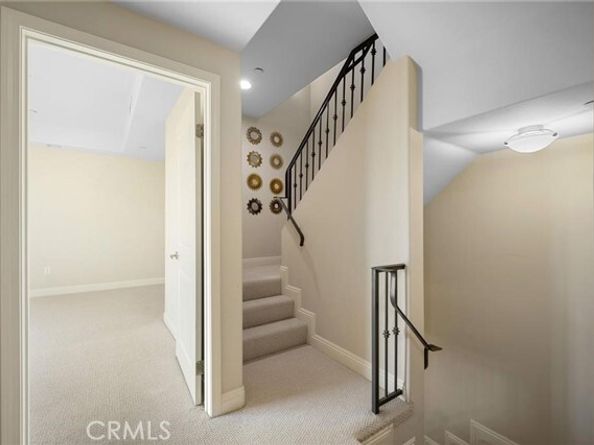 11323 Huston 1, North Hollywood (los Angeles) CA 91601