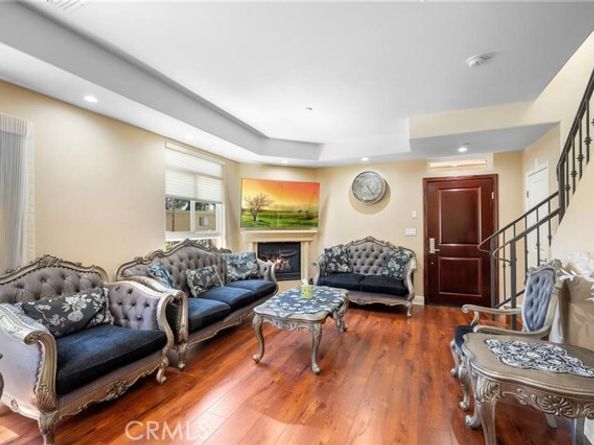 11323 Huston 1, North Hollywood (los Angeles) CA 91601