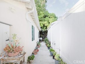 15439 Hart Street, Van Nuys (los Angeles) CA 91406