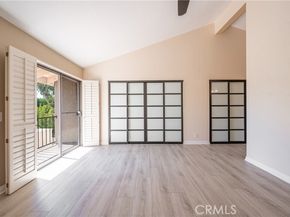 18230 Oxnard Street 110, Tarzana (los Angeles) CA 91356