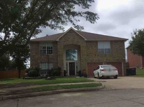 200 Tranquility Lane, Cedar Hill TX 75104