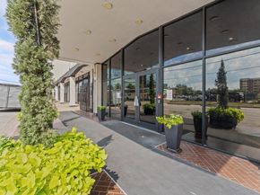 2016 Main Street 717, Houston TX 77002