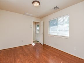 3008 Clearview Circle, Houston TX 77025