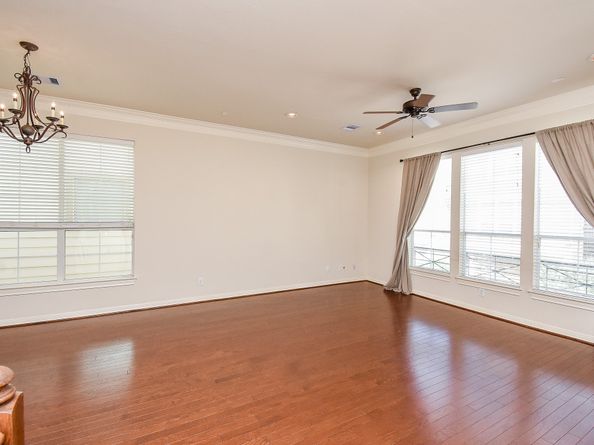 3008 Clearview Circle, Houston TX 77025
