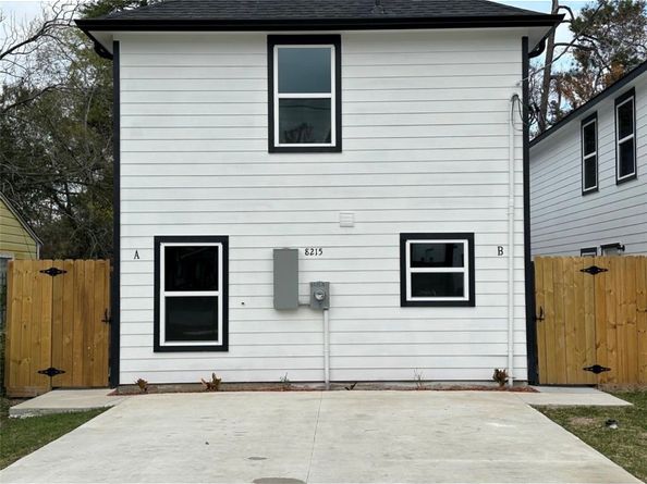 8215 Crestview Drive, Houston TX 77028