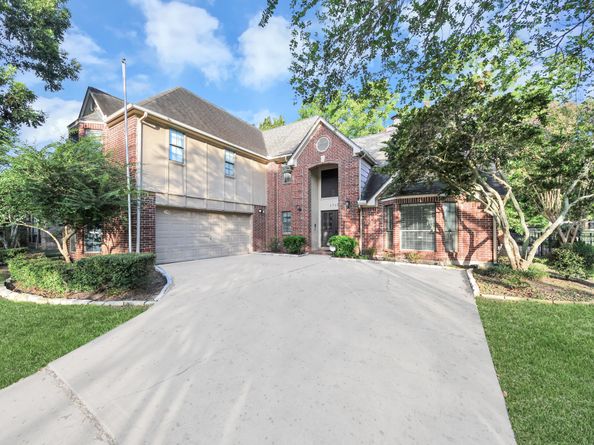 1715 Pitts Road, Richmond TX 77406