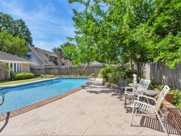 5622 Long Creek Lane, Houston TX 77088