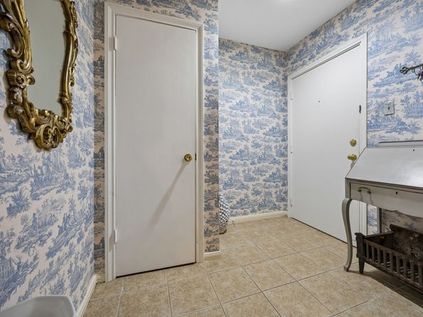 2600 Bellefontaine Street C12, Houston TX 77025