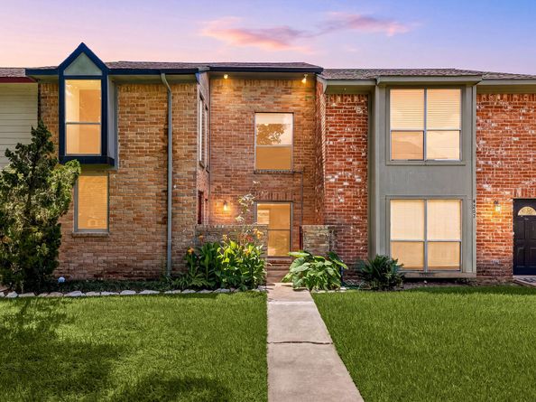 9263 Westwood Village Drive 50, Houston TX 77036