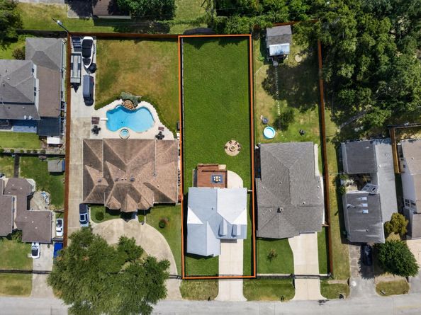 2112 Peppermill Road, Houston TX 77080