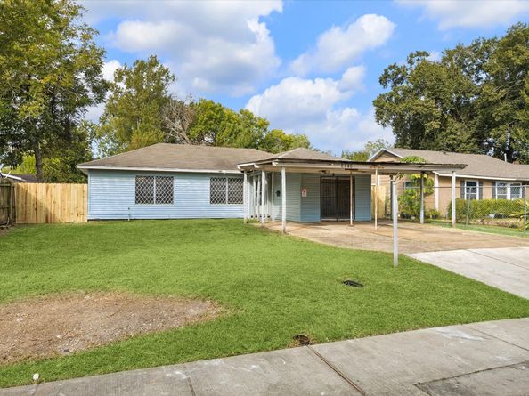 6646 Cresthill Street, Houston TX 77033