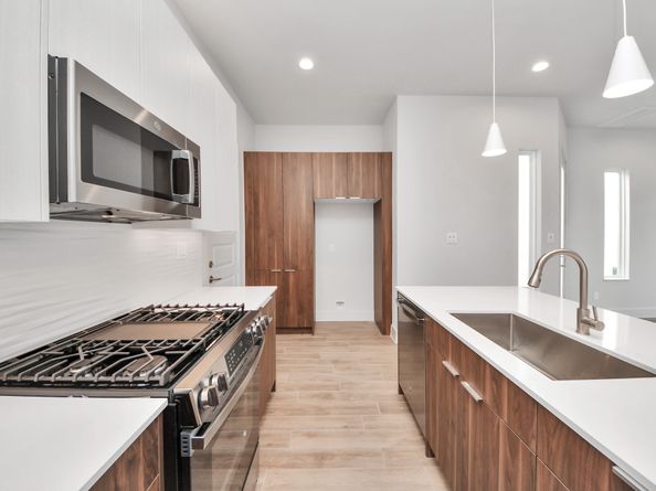 3003 Ocean Cay Drive, Houston TX 77047