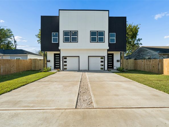 5014 Willow Glen Drive, Houston TX 77033