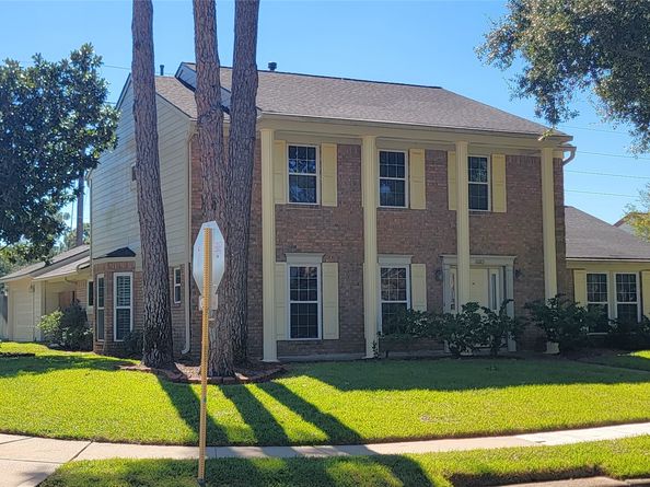 16003 Pinyon Creek Drive, Houston TX 77095