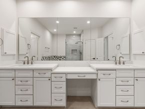 6130 Hamman Street, Houston TX 77007