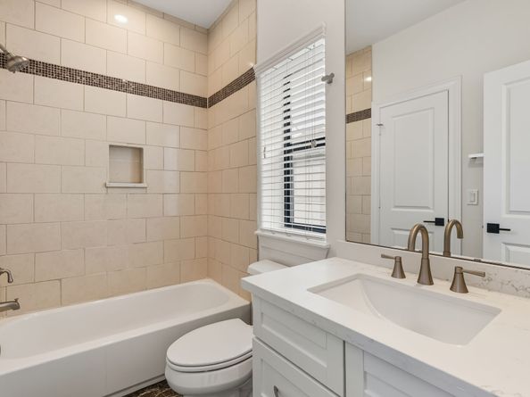 6130 Hamman Street, Houston TX 77007