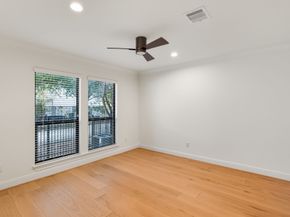 6130 Hamman Street, Houston TX 77007