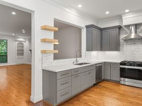 6130 Hamman Street, Houston TX 77007